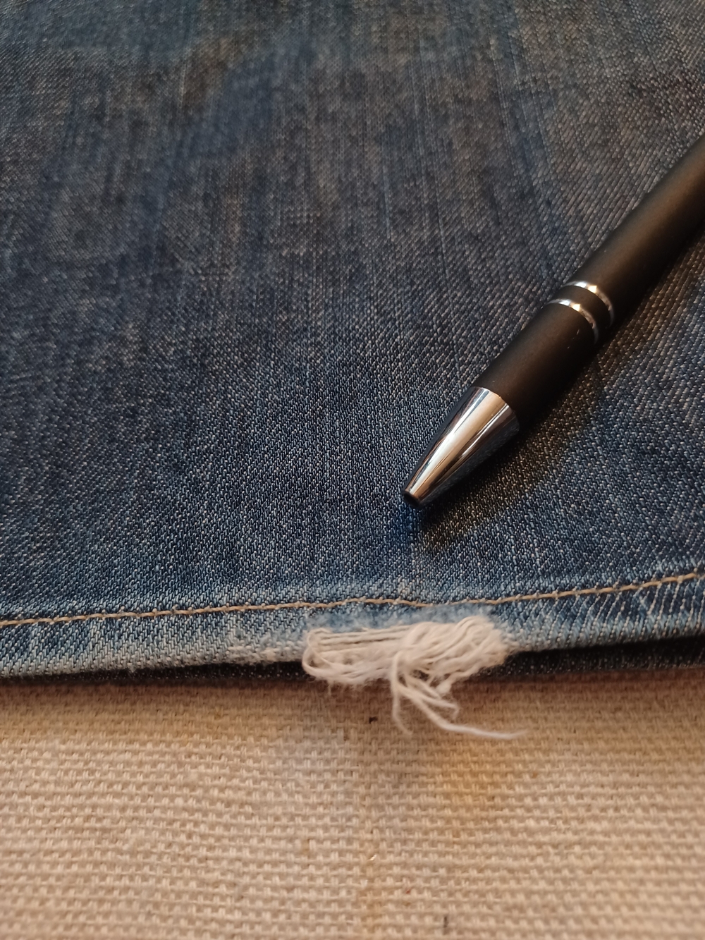 American Eagle AE 77 Straight Leg Jeans Women's Size 8 Regular - Picture 11 of 11